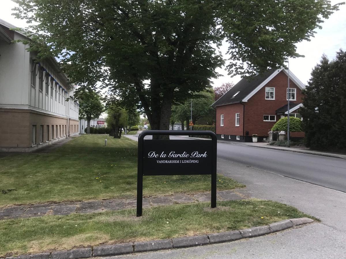 De La Gardie Park Vandrarhem Hostel Lidköping Extérieur photo