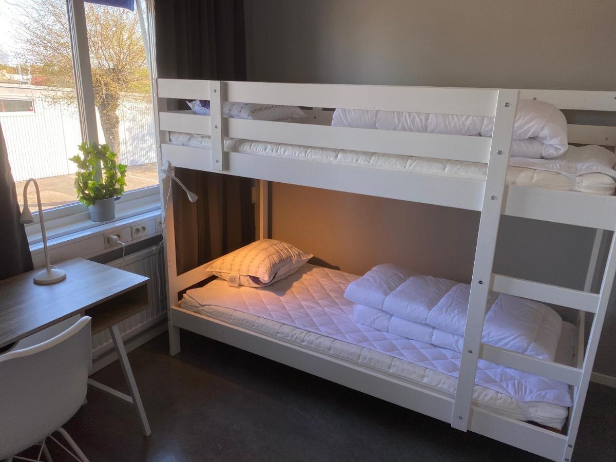 De La Gardie Park Vandrarhem Hostel Lidköping Extérieur photo