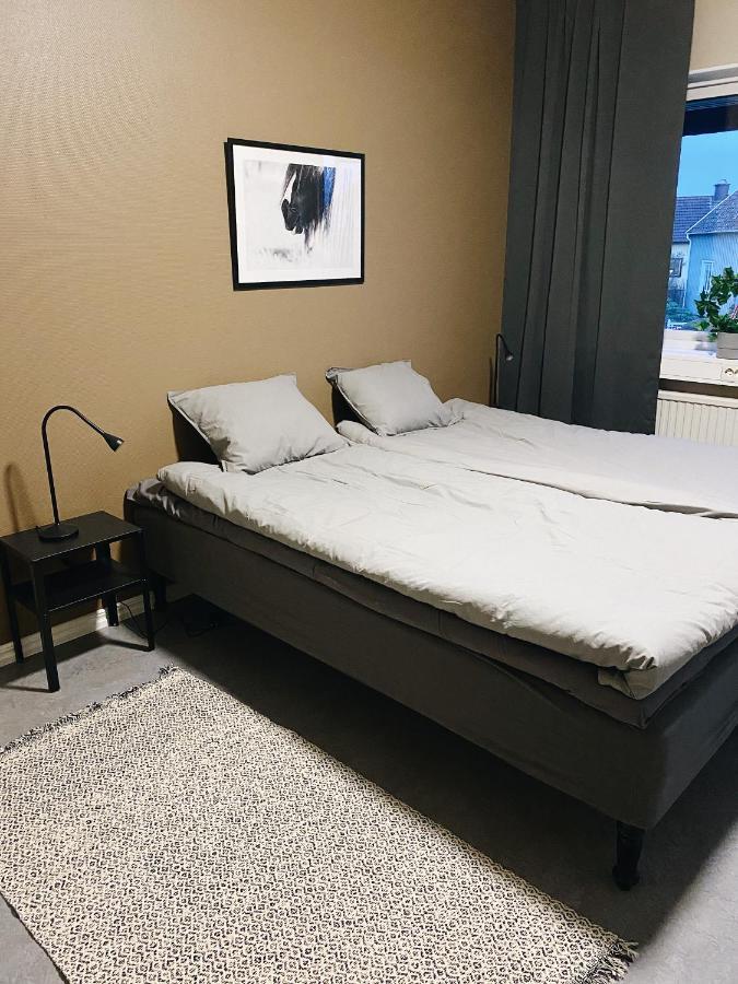 De La Gardie Park Vandrarhem Hostel Lidköping Extérieur photo