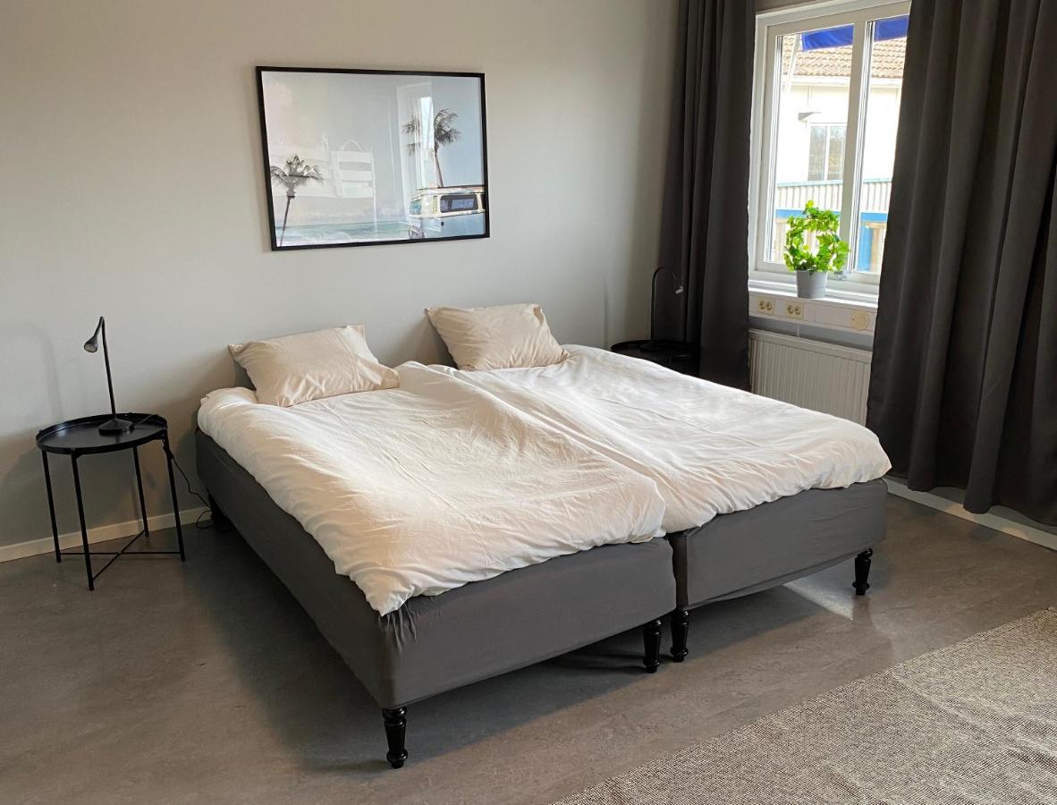 De La Gardie Park Vandrarhem Hostel Lidköping Extérieur photo