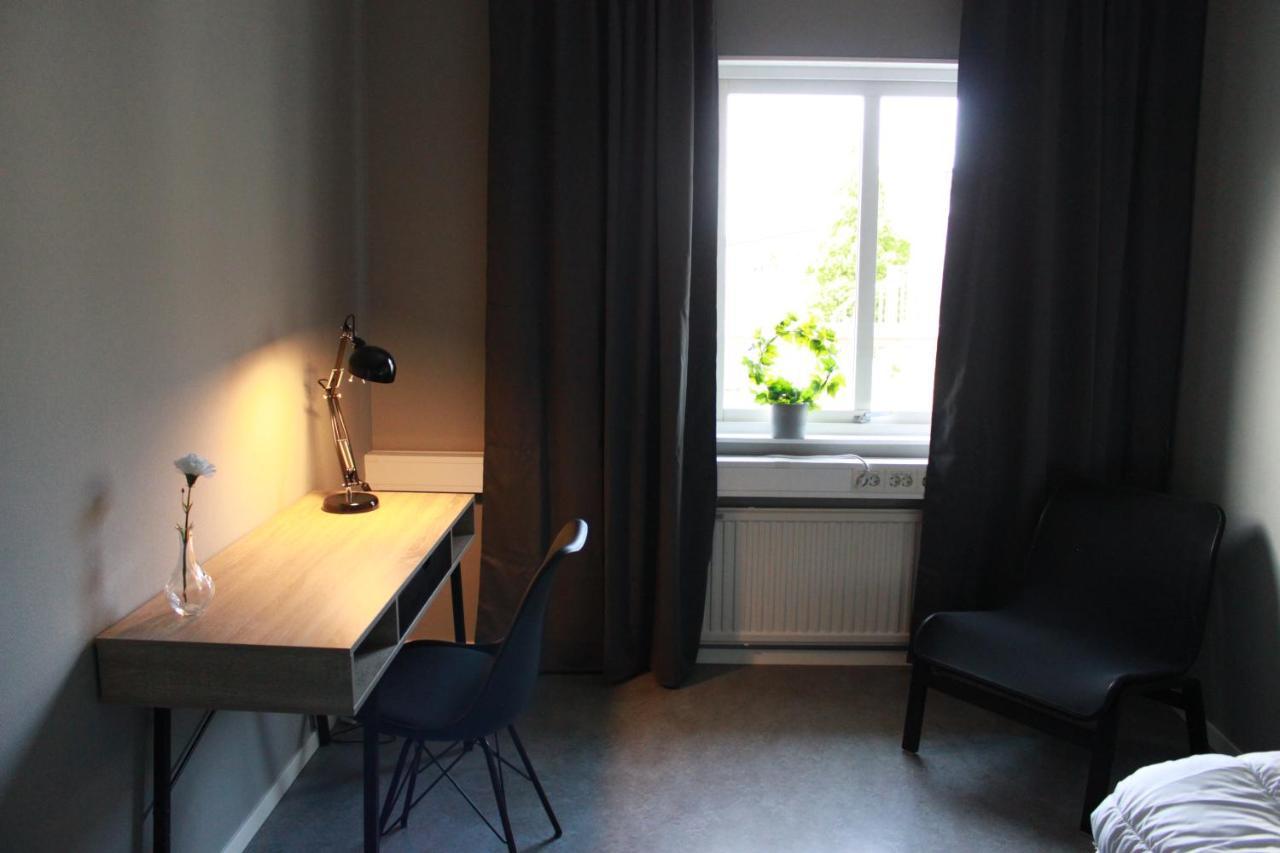 De La Gardie Park Vandrarhem Hostel Lidköping Extérieur photo