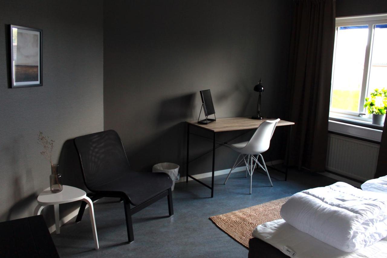 De La Gardie Park Vandrarhem Hostel Lidköping Extérieur photo