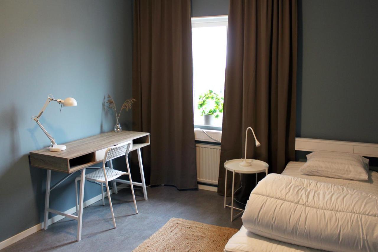 De La Gardie Park Vandrarhem Hostel Lidköping Extérieur photo
