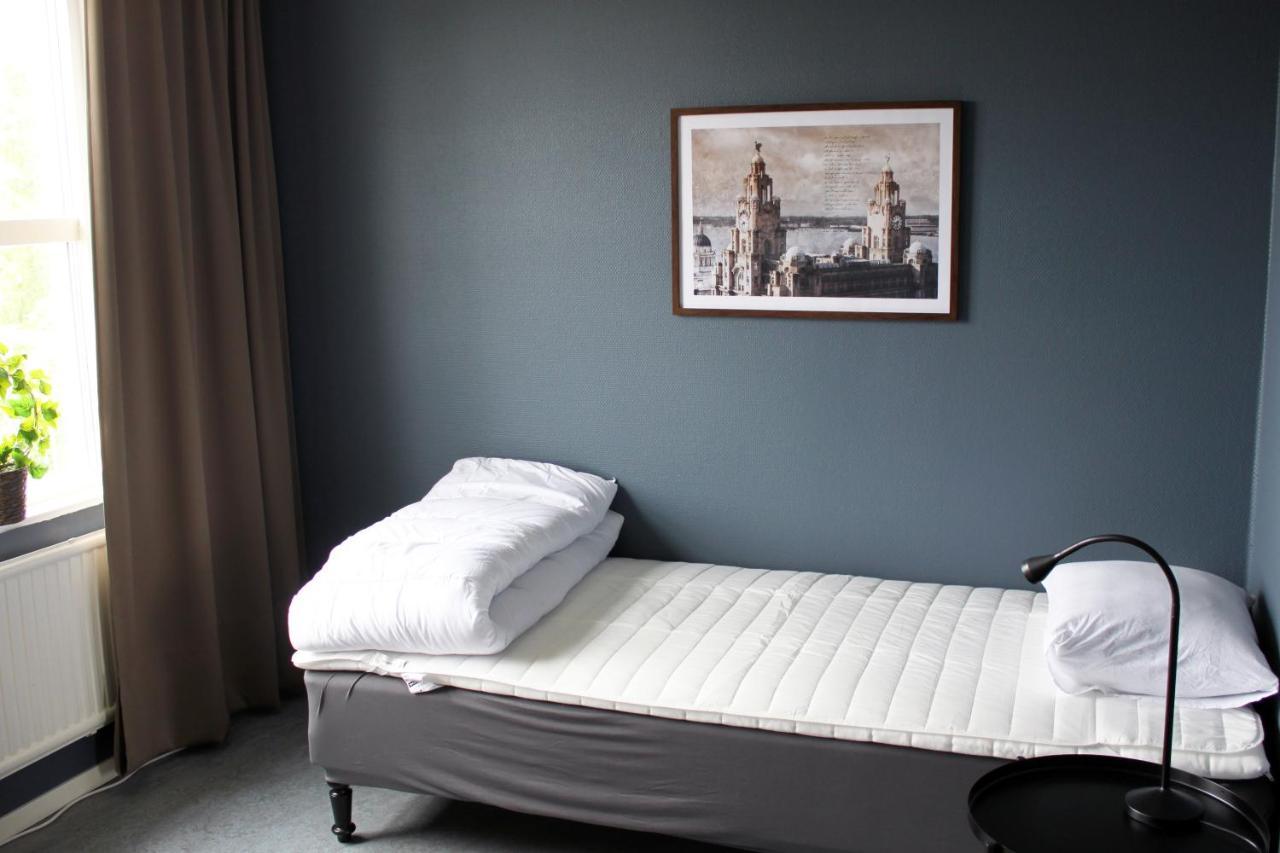 De La Gardie Park Vandrarhem Hostel Lidköping Extérieur photo
