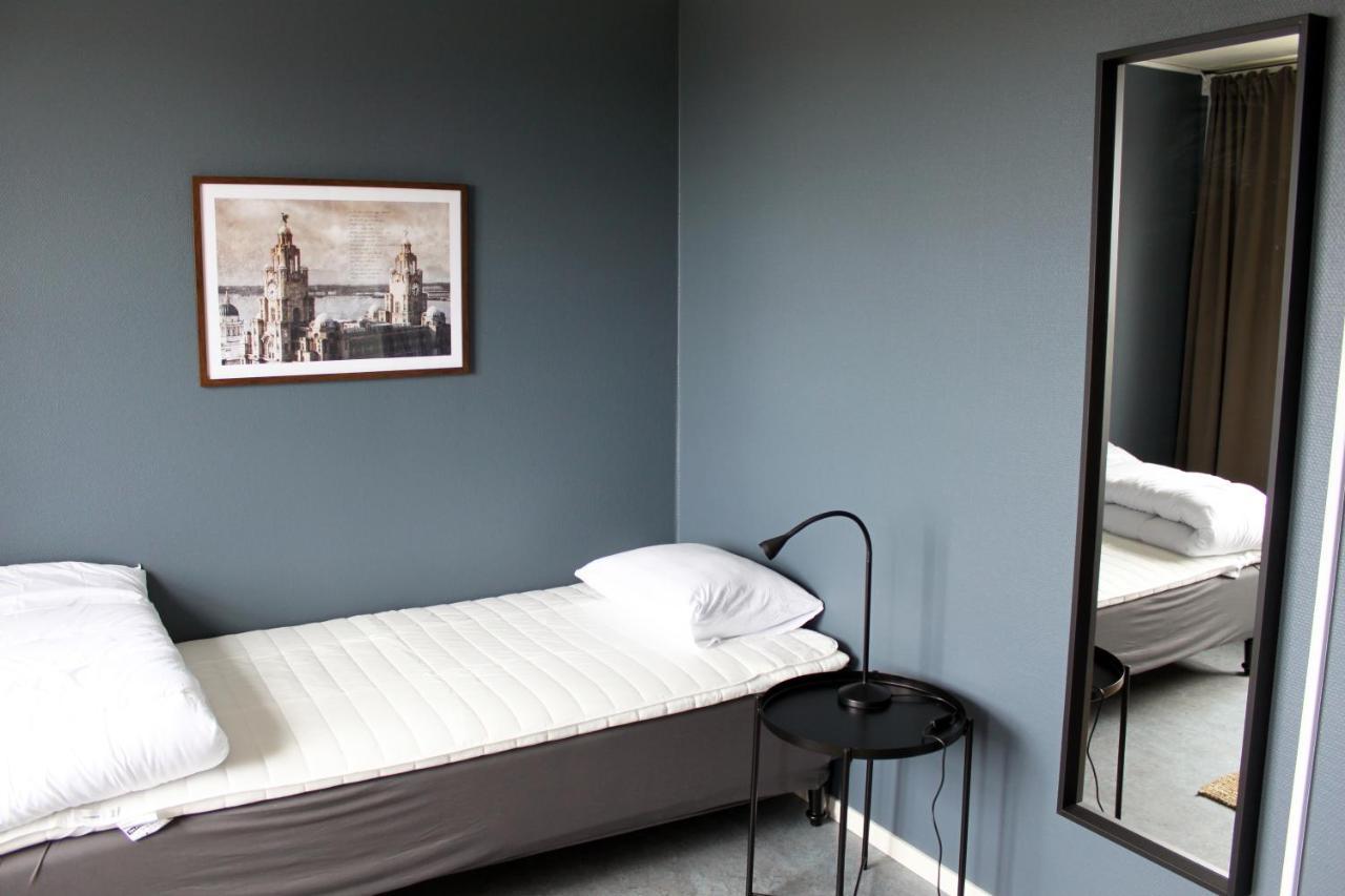 De La Gardie Park Vandrarhem Hostel Lidköping Extérieur photo