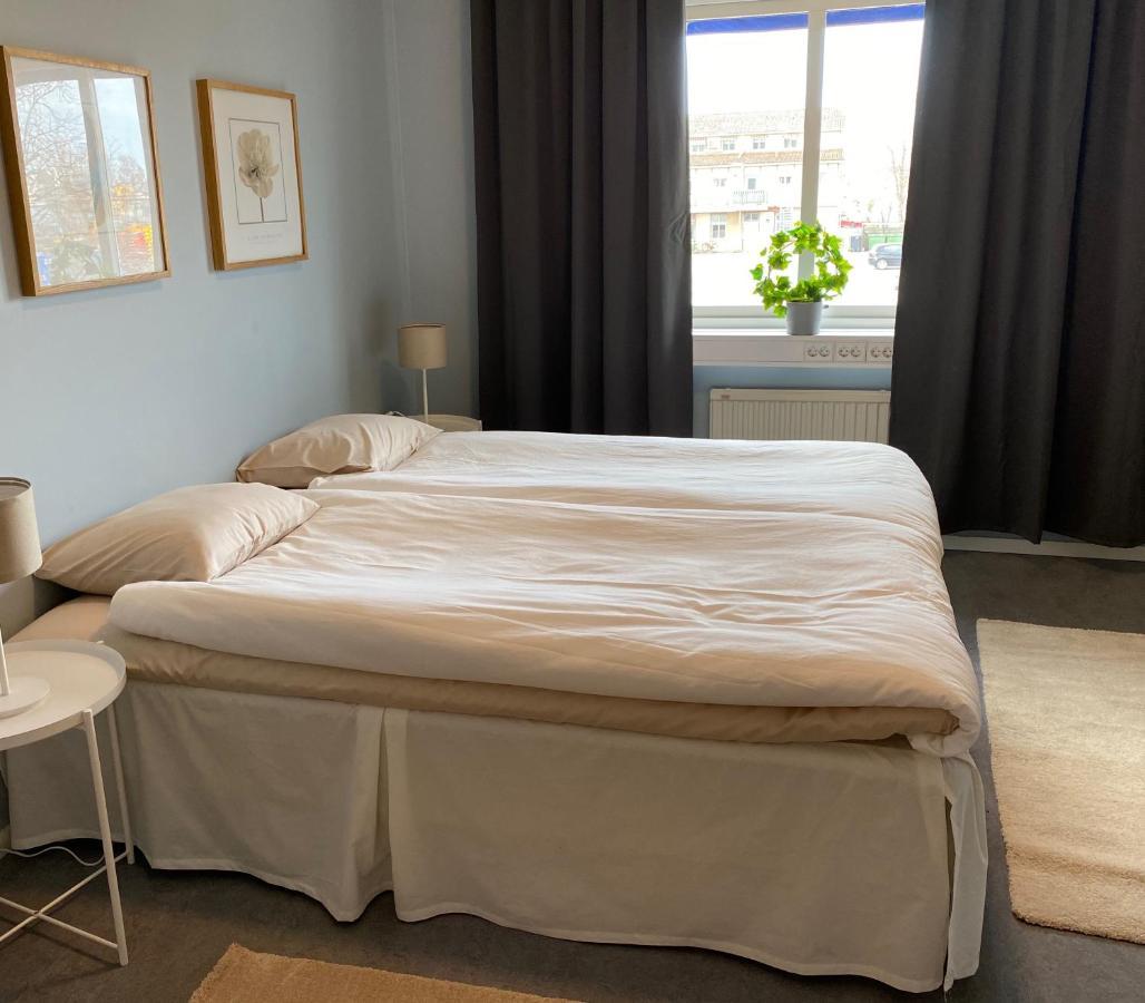 De La Gardie Park Vandrarhem Hostel Lidköping Extérieur photo